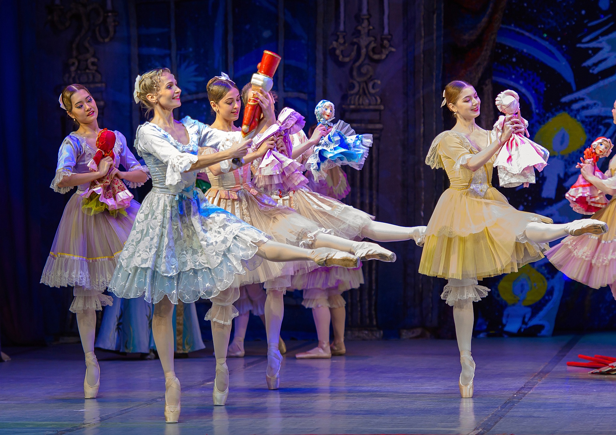 Hai kiệt tác ballet Nga “Romeo and Juliet”, “Kẹp hạt dẻ” đến với khán giả Hà Nội